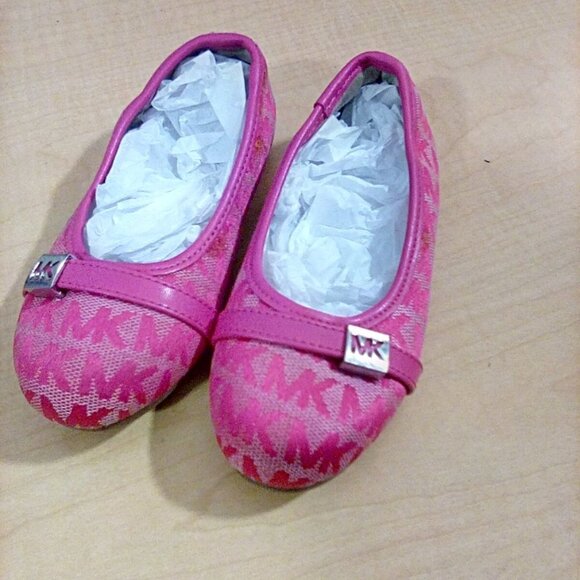 MICHAEL Michael Kors Girls Fuschia Pink Flats size 9 - Picture 4 of 9